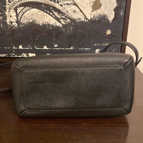 Authentic Kate Spade Leather Bucket Drawstring Handbag - Picture 5 of 7